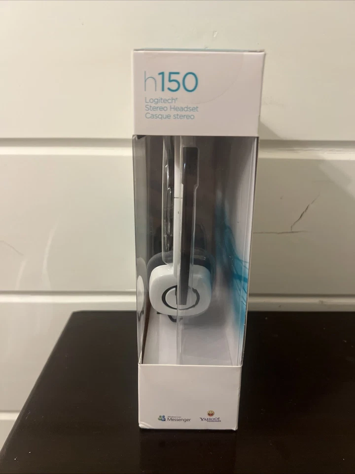 New Logitech H150 White/Gray Headband Headsets Analog 3.5 Mm Jack Connectivity - Image 4 of 4