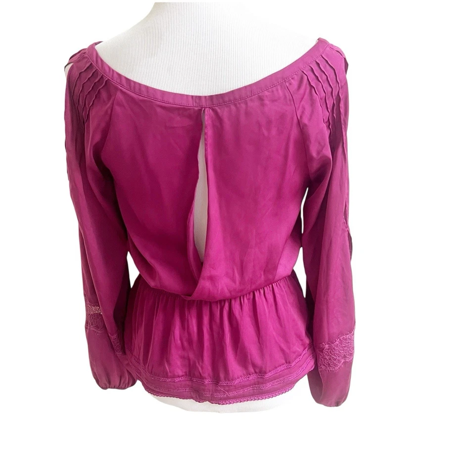 Bebe Y2K Peplum Top Satin Long Sleeve Size XS Fuschia Pink Slit Shoulder Lace - Image 2 of 4