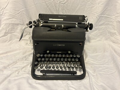 Vintage Manual Typewriter LC SMITH Super-Speed, Made in USA, Antique  Display 