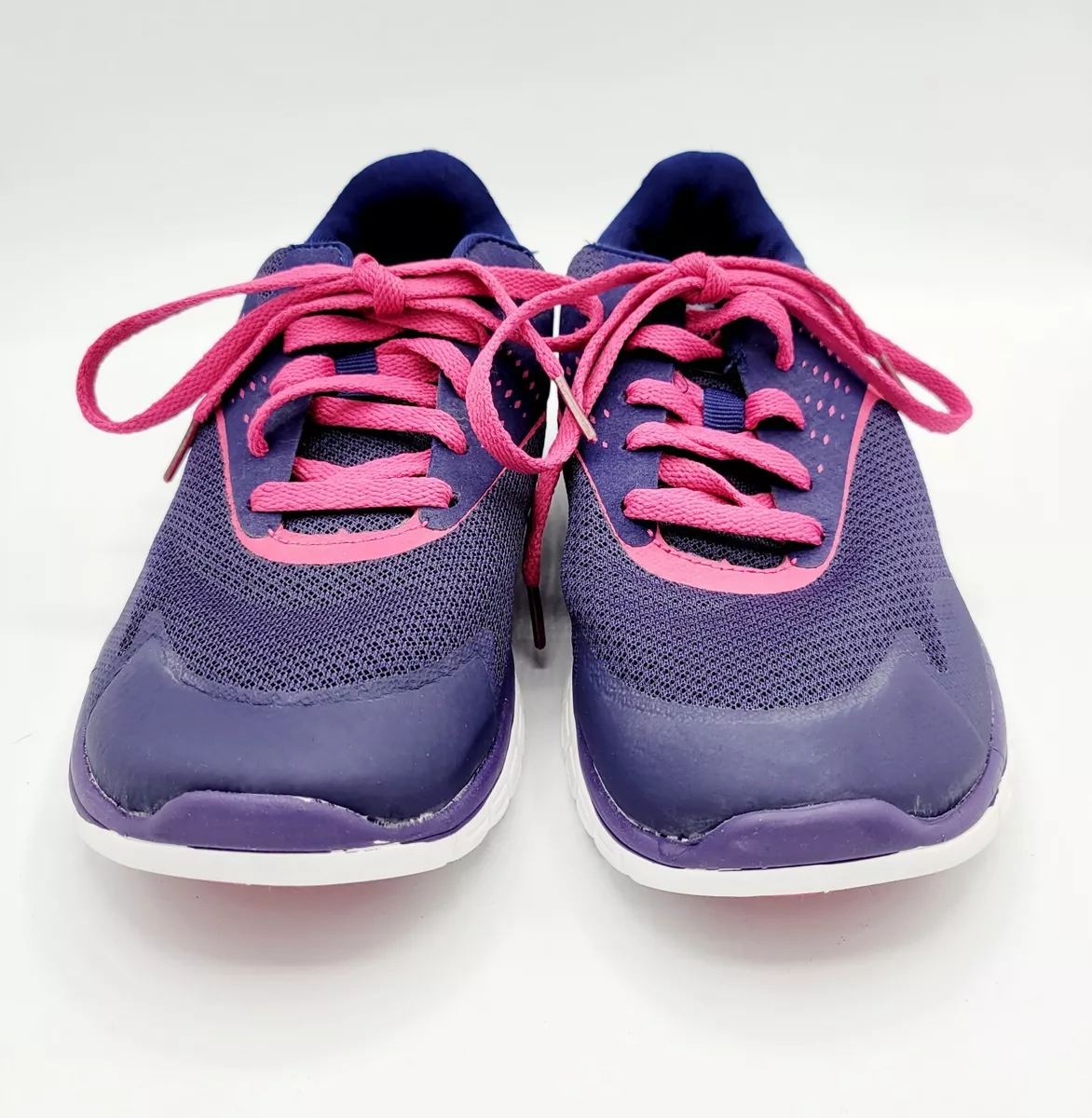 Womens DANSKIN NOW Purple w/ Pink Laces Athletic Shoes Size 6