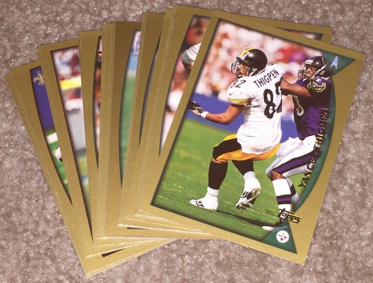1998 TOPPS FOOTBALL 🏈 YOU PICK ONE 🏈 NFL base card ~ Complete Your Set !!