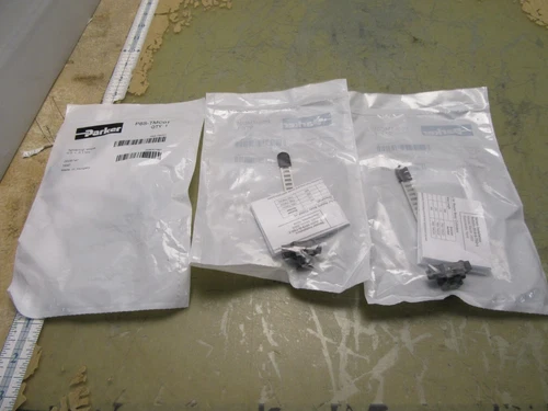 lot of 3 parker p8s-tmc01 cylinder sensor brackets [3*M-26]