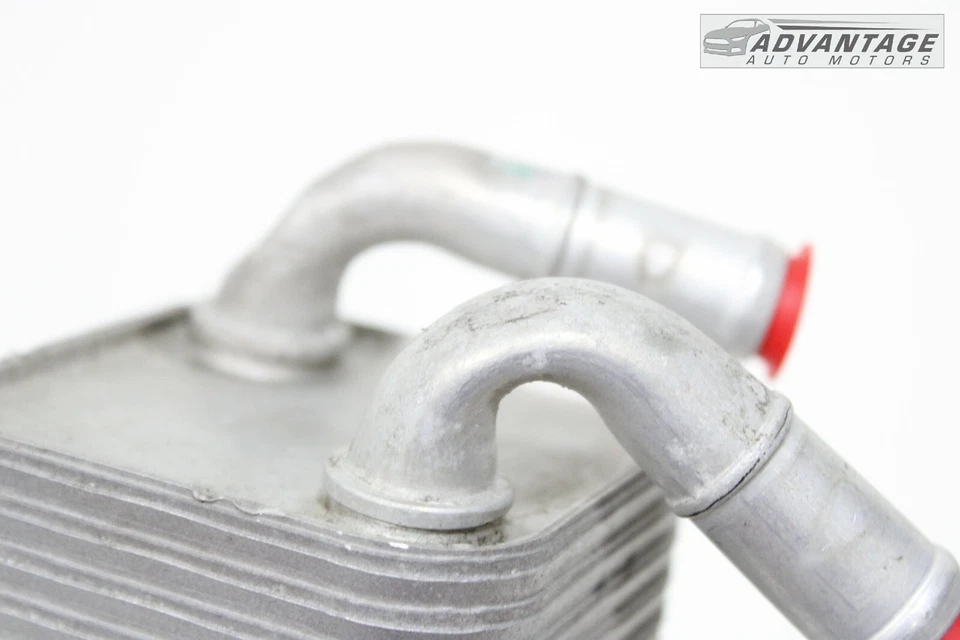 Mazda CX-30 2020-2023 2,5 L motor gasolina refrigerante aceite enfriador molino OEM Foto 4 de 4