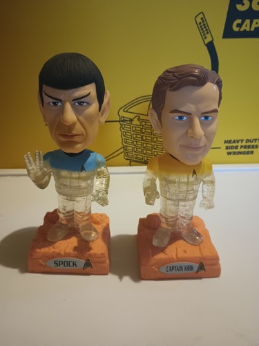 2 Rare 2009 beaming Funko Star Trek Kirk Spock Wacky Wobblers Bobble ...