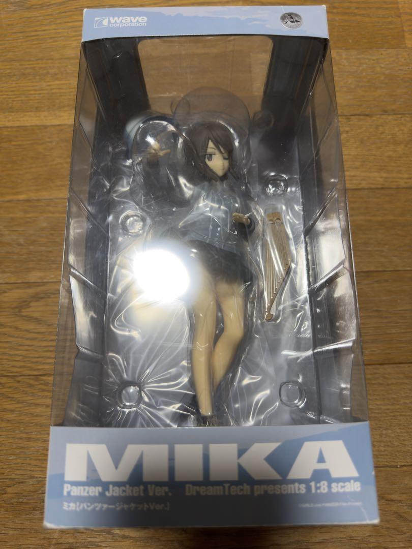 ガールズ&パンツァー Mika Panzer Jacket Ver. Girls und Panzer Mika Panzer Jacket ver. 1/8 PVC Figure Wave Dream