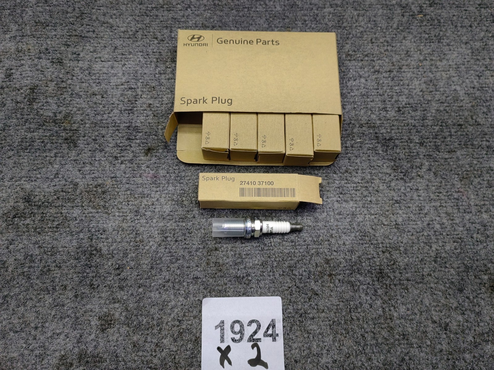 Genuine OEM Spark Plug For Hyundai Kia 27410 37100