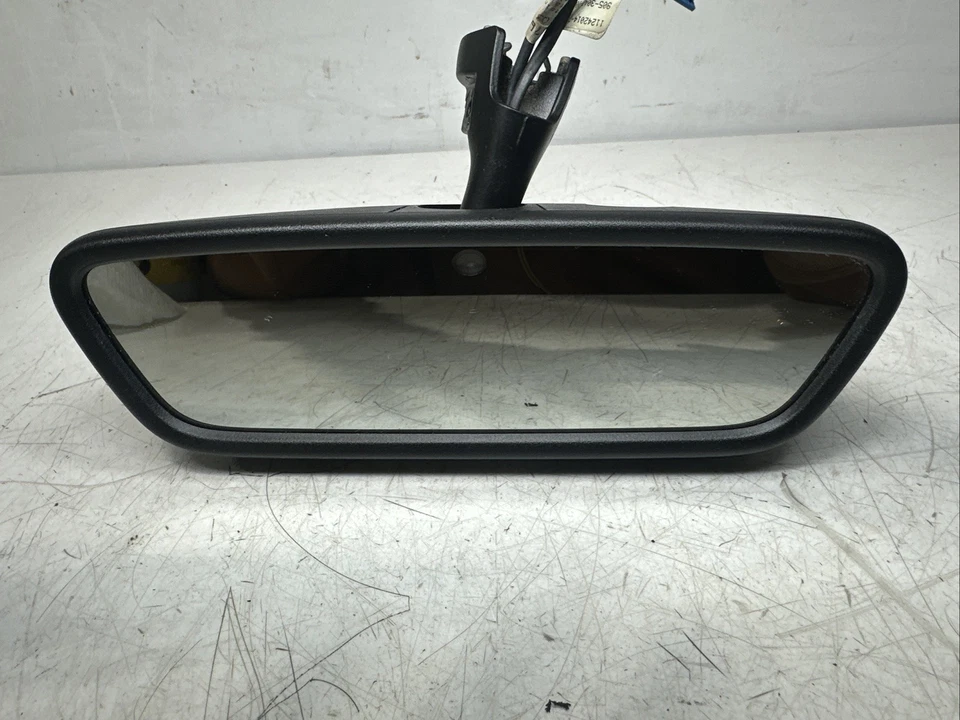 '14-20 Mercedes X156 GLA250 CLA250 Espejo retrovisor superior delantero negro OEM Foto 2 de 4
