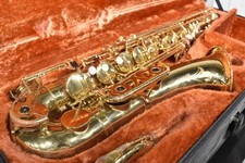 Étui rigide pour saxophone ténor YANAGISAWA T-500