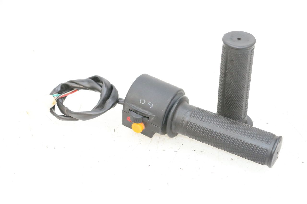 RIGHT SWITCH - JM MOTORS OLDIES 4T 50 (2010 - 2020)