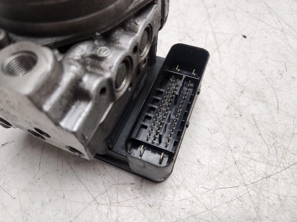 2009 讴歌 RL ABS 制动调制器组件带自适应巡航原始设备制造商 57110-SJA-A82 — 第 4/4 张图片