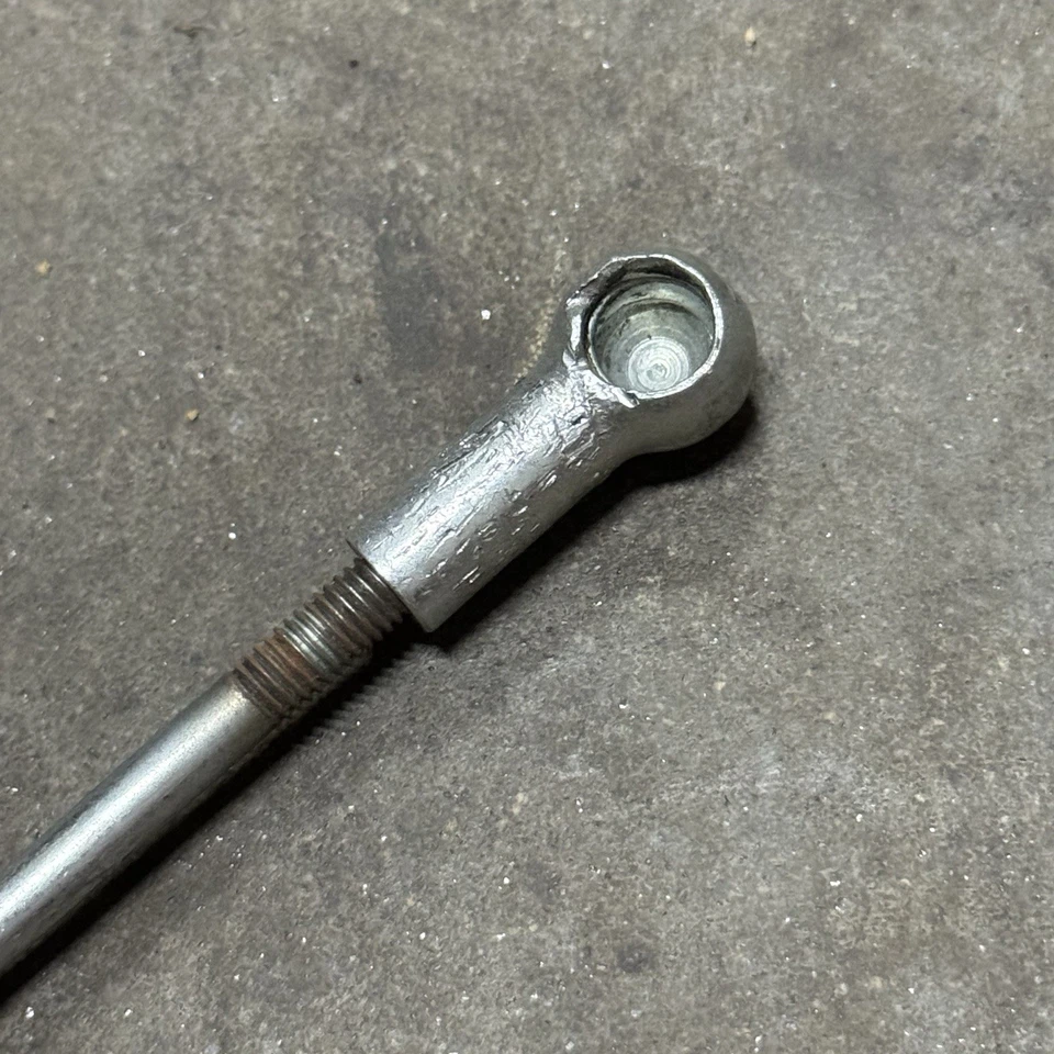 Varilla del acelerador del acelerador Porsche 911 acoplamiento de la manivela de la campana a la barra transversal Foto 4 de 4