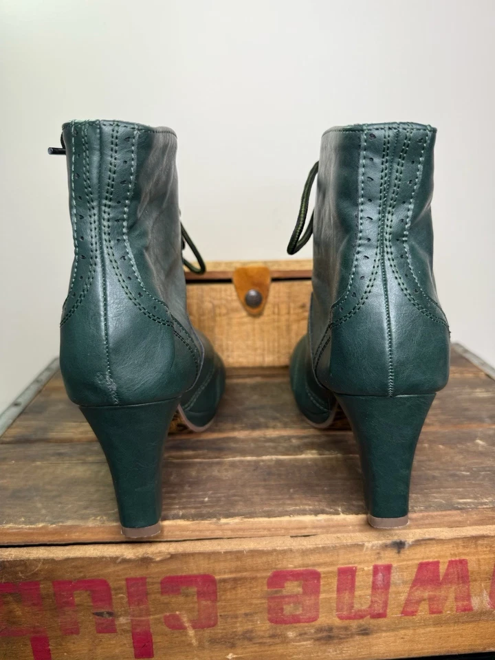 Bettie Paige By Ellie Black Lace Up Vintage Granny Heel Ankle Boot 6M - Image 3 of 4