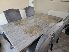 SOLID MARBLE DINING TABLE 4 KNOCKER CHAIRS. Barely Used. House Move