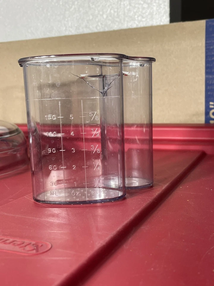 Procesador de alimentos KRUPS Prep modelo #620 pieza de repuesto tazón cubierta empujador #2 Foto 3 de 4