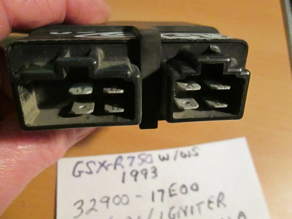 Suzuki GSXR750 1993 con WS, CDI ECU encendedor, 32900-17E00 Foto 3 de 4