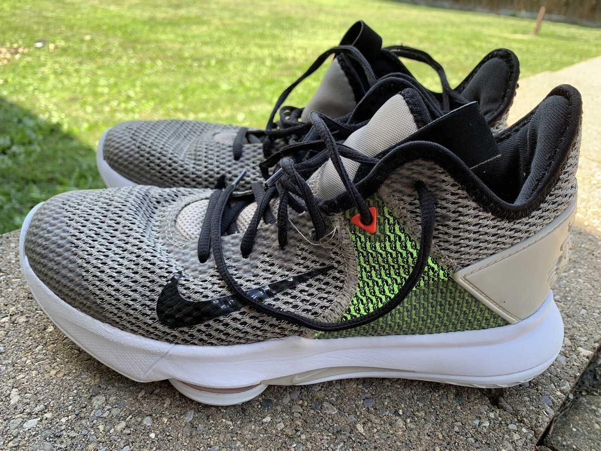 Nike LeBron Witness IV Basketball Shoes String Volt Sneaker