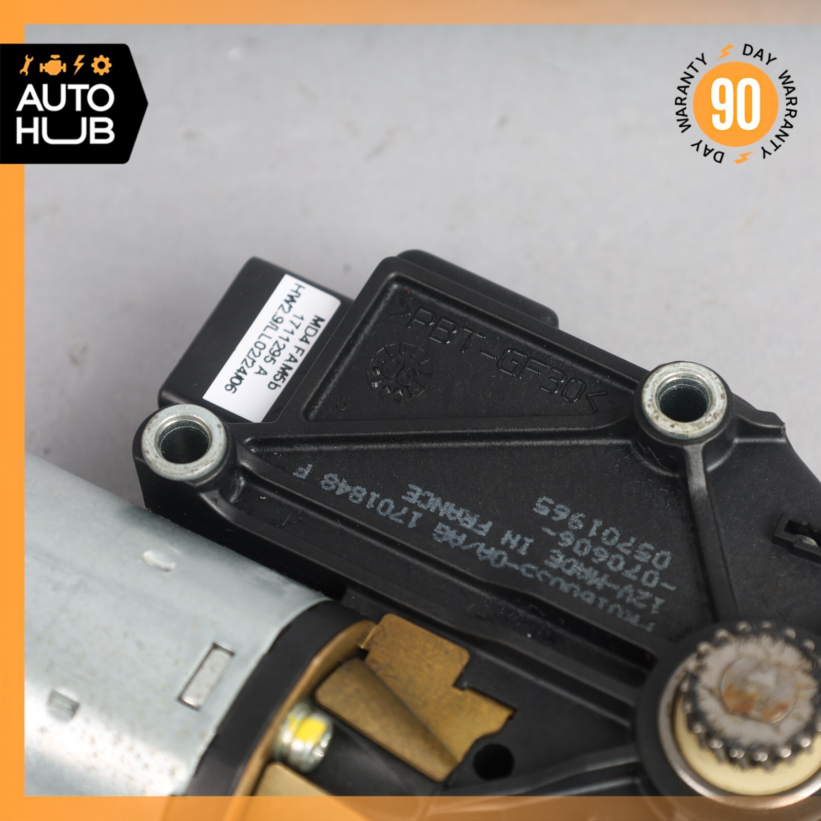 03-13 Maserati Quattroporte M139 Sunroof Sun Roof Motor 6117026 OEM