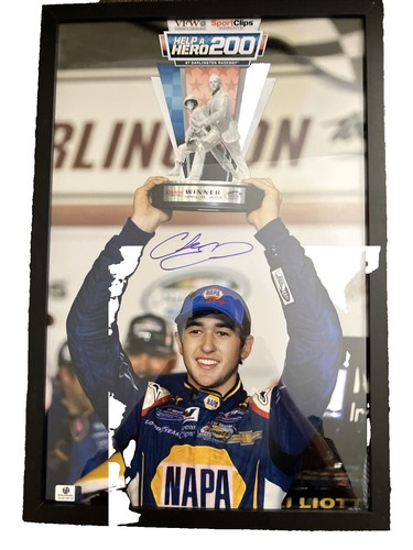 Chase Elliott 2021 Checkered Flag Sports #9 Hooters Fuel Tee FREE