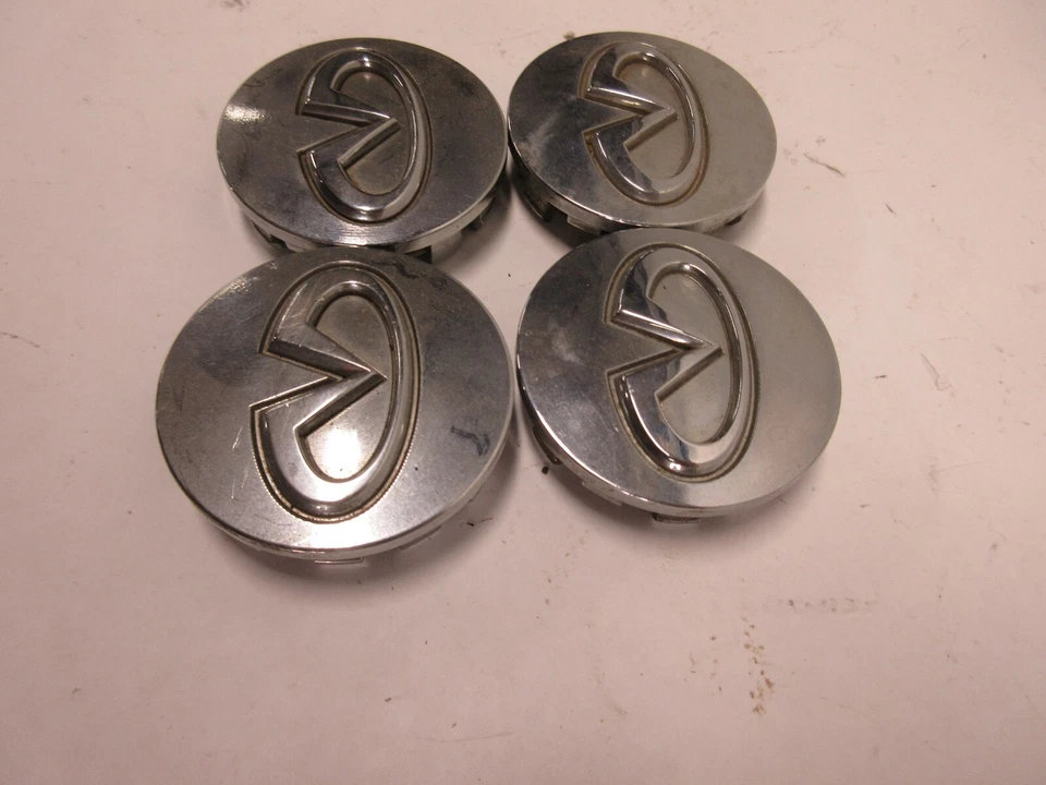 99-13 Infiniti Q45 I30 G20 G35 M45 Juego de cuatro (4) tapacubos centrales P/N 403435P215 Foto 2 de 4