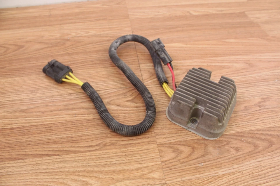 Polaris Sportsman 550 Touring 2010 EFI dirección asistida eléctrica regulador de voltaje Foto 3 de 4