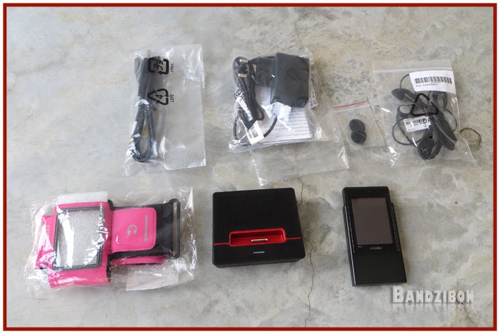 Cheap Unlocked Modu T Micromax SmartPhone Camera, Boostify, PNK Sportify Armband - Image 3 of 4