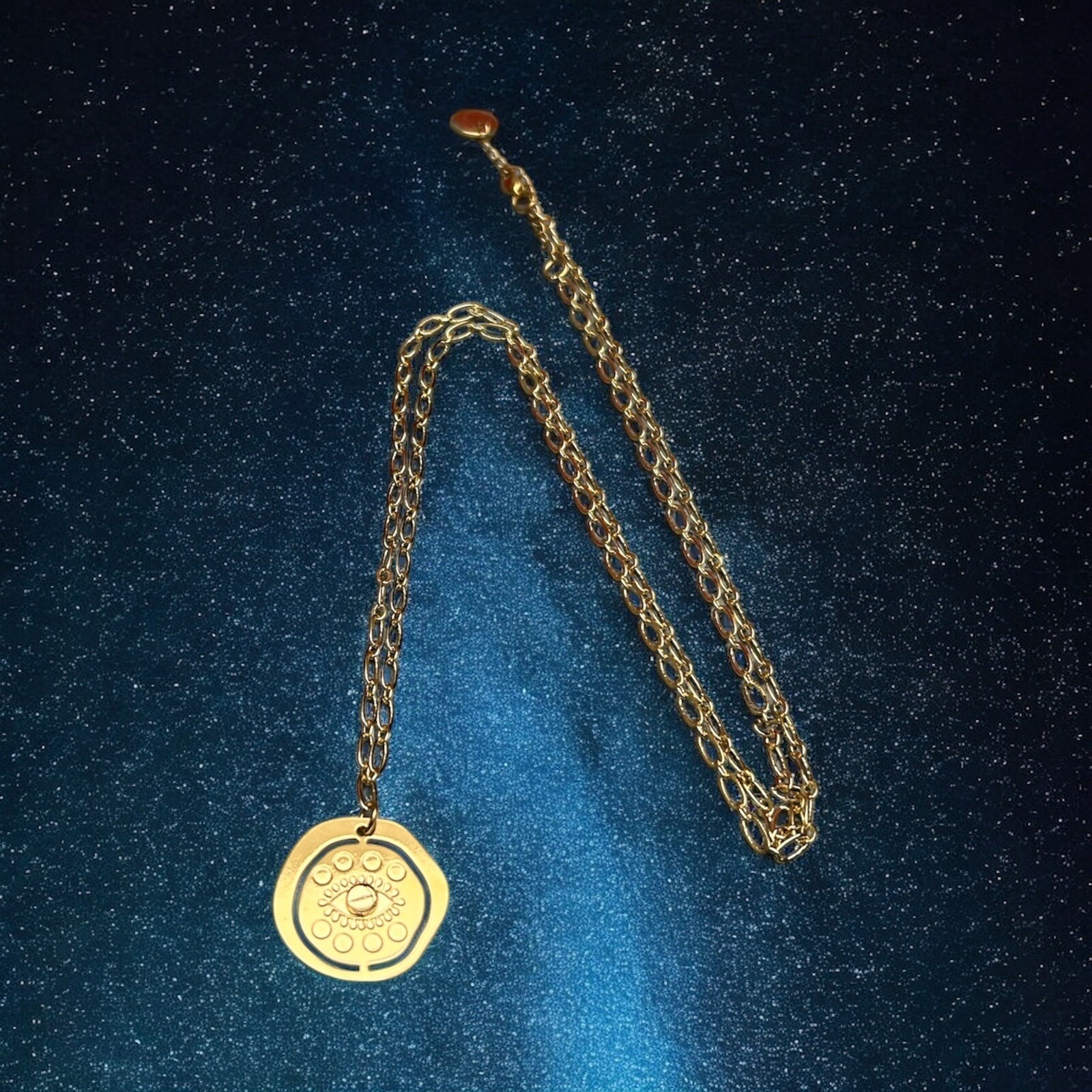 Collier oeil grec sautoir porte-bonheur idéal pour vos tenues d'été
