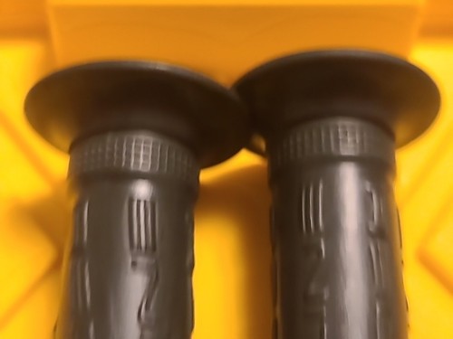 Redline Old School BMX Grips Stamped Logo Forklifter RL20 Freestyle Flange Cut - Picture 7 of 15