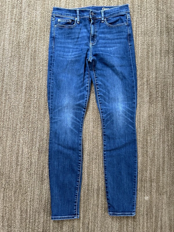 Women’s Gap Skinny Jeans, Size 29, EUC 