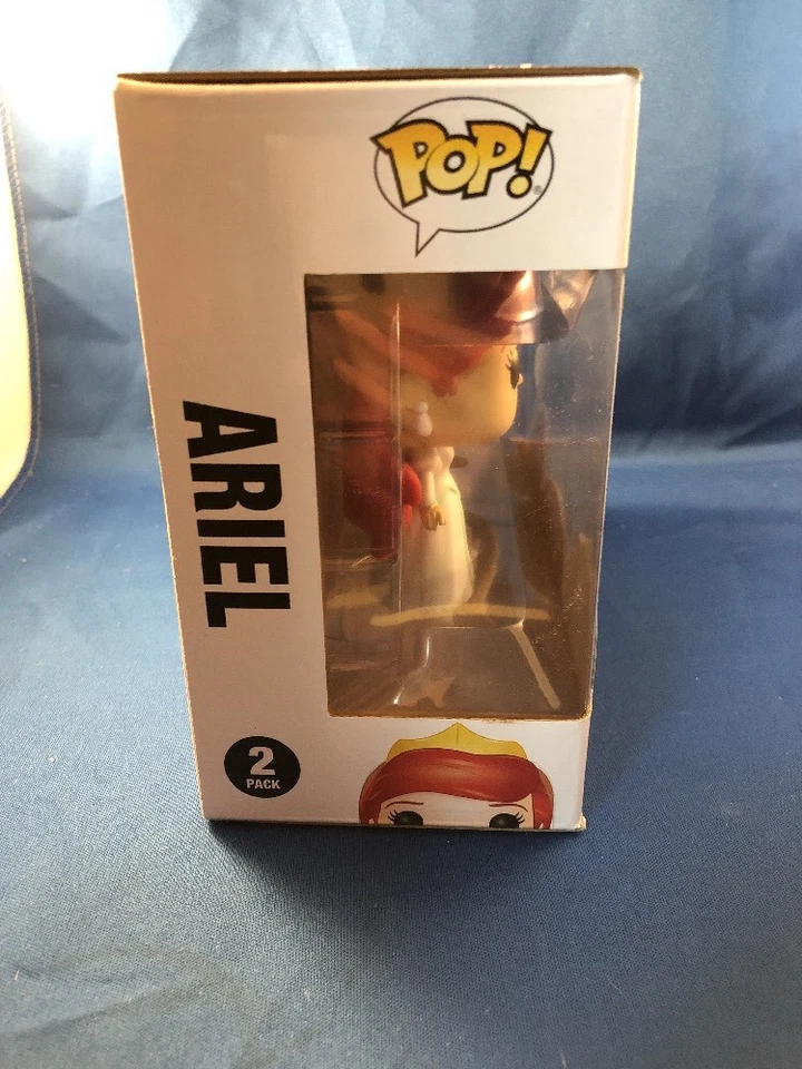 Funko Disney Treasures Exclusivo Disney La Sirenita Ariel y Eric Paquete de 2 Foto 4 de 4