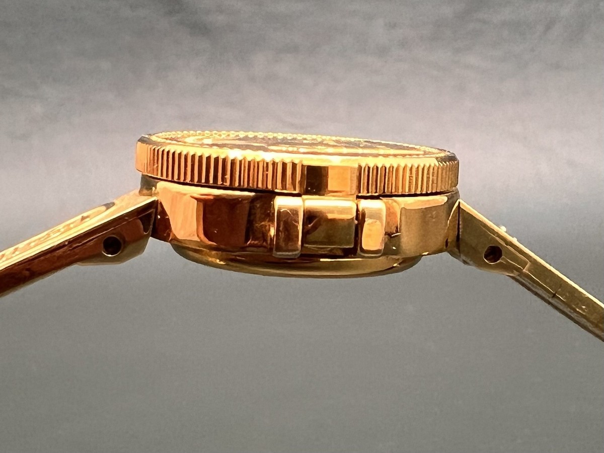 Vintage 1985 Seiko Golden Nefertiti Bangle Quartz Ladies Watch