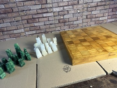 Vintage handgeschnitzte mexikanische Marmor Onyx Azteken figuren Schach Spiel