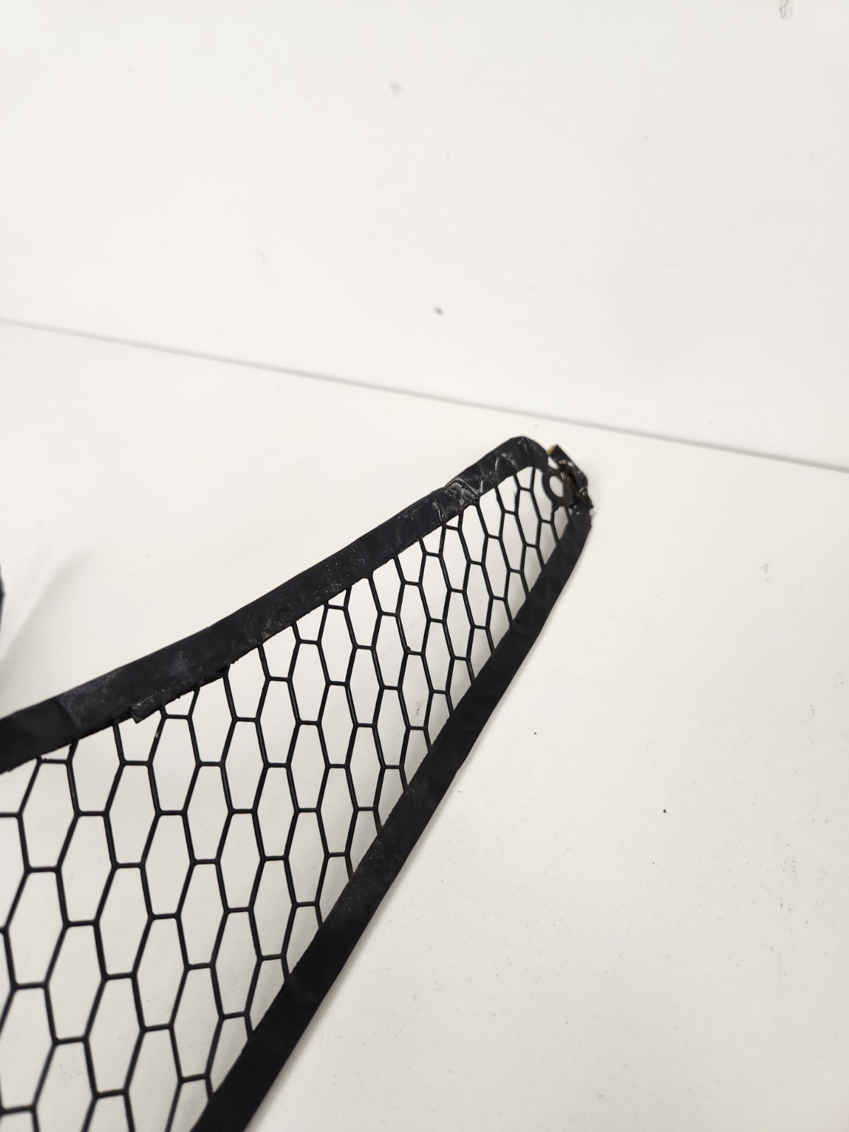 McLaren MP4-12C 2012-2014 Rear Left Air vent P/N 11F0555CP