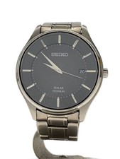 SEIKO Solar Wristwatch Analog BLK SLV V157 0BX0