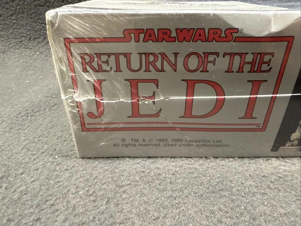 MPC Star Wars Return of the Jedi AT-AT Imperial 1989 Model Kit Sealed 8919 - Image 3 of 4