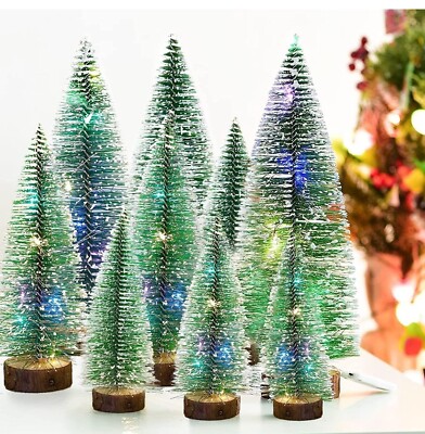 5 Mini Alberi Di Natale Artificiali 20 Cm – Verde, In PVC E Legno, Per Decorazioni Tavolo E Fai Da Te - 4