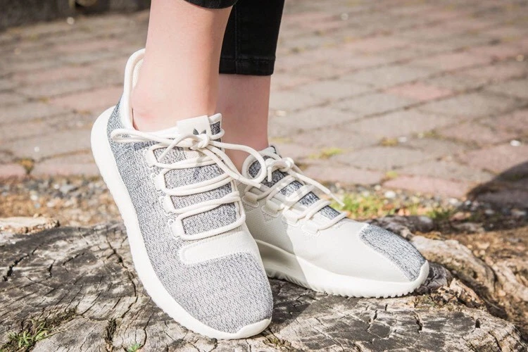 ADIDAS ORIGINALS TUBULAR SHADOW BY9739 WHITE GREY KEVLAR 100% AUTHENTIC |