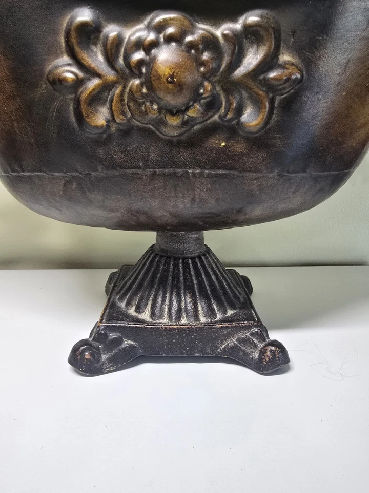 VINTAGE STAINED/TARNISHED METAL BOWL WITH CAST IRON BASE - VERY HEAVY Ornate - Image 2 of 4