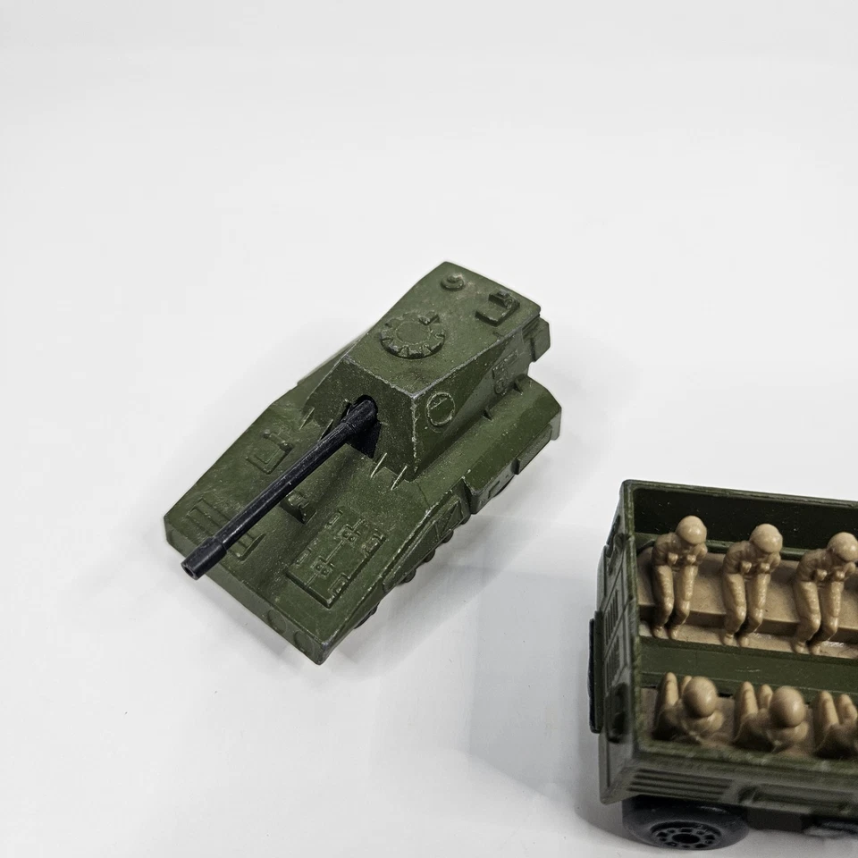 Vintage Matchbox 1976 Military Personnel Carrier #54, Tank #70, & Stoat #28 Lot - Image 2 of 4