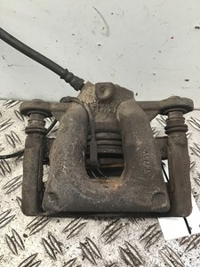 Bremssattel vorne links BMW 1er (E81) 118d 105kW 143PS  N47D20A