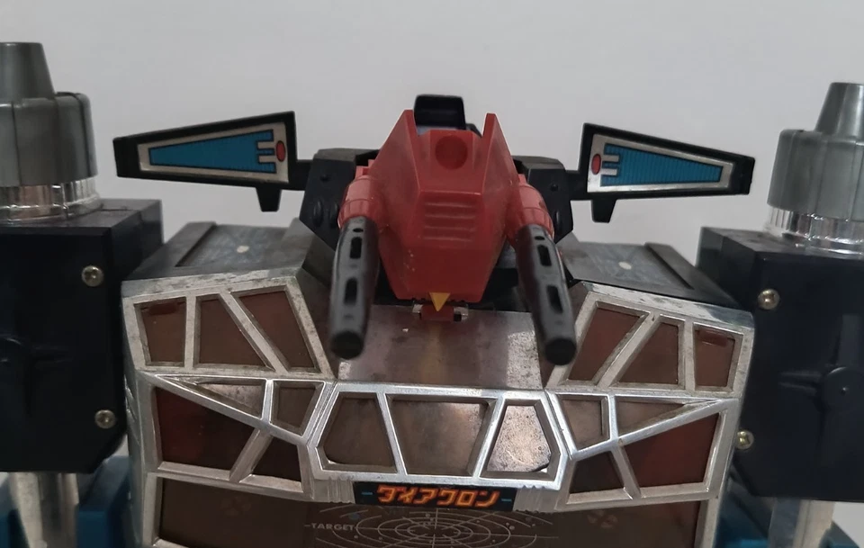 DIACLONE IL GRANDE Il Grande Robot-Base GIG TAKARA - Immagine 3 di 4