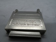 HP VHDCI SCSI LVD SE multimode terminator  231683-001 371-0826 One Unit