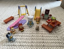 BLUEY Deluxe Park Playground and Backyard BBQ Set Playset Figures Kids