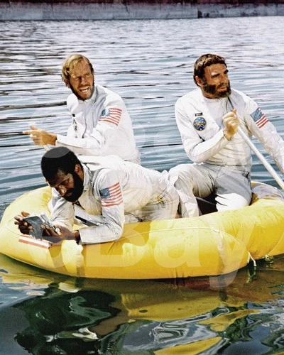 Planet of the Apes (1968) Charlton Heston , Jeff Burton 10x8 Photo