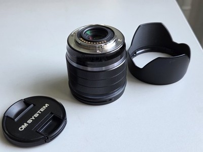 Olympus M.Zuiko Digital ED 20mm F1.4 PRO   extrem lichtstark !! (=40mm KB )