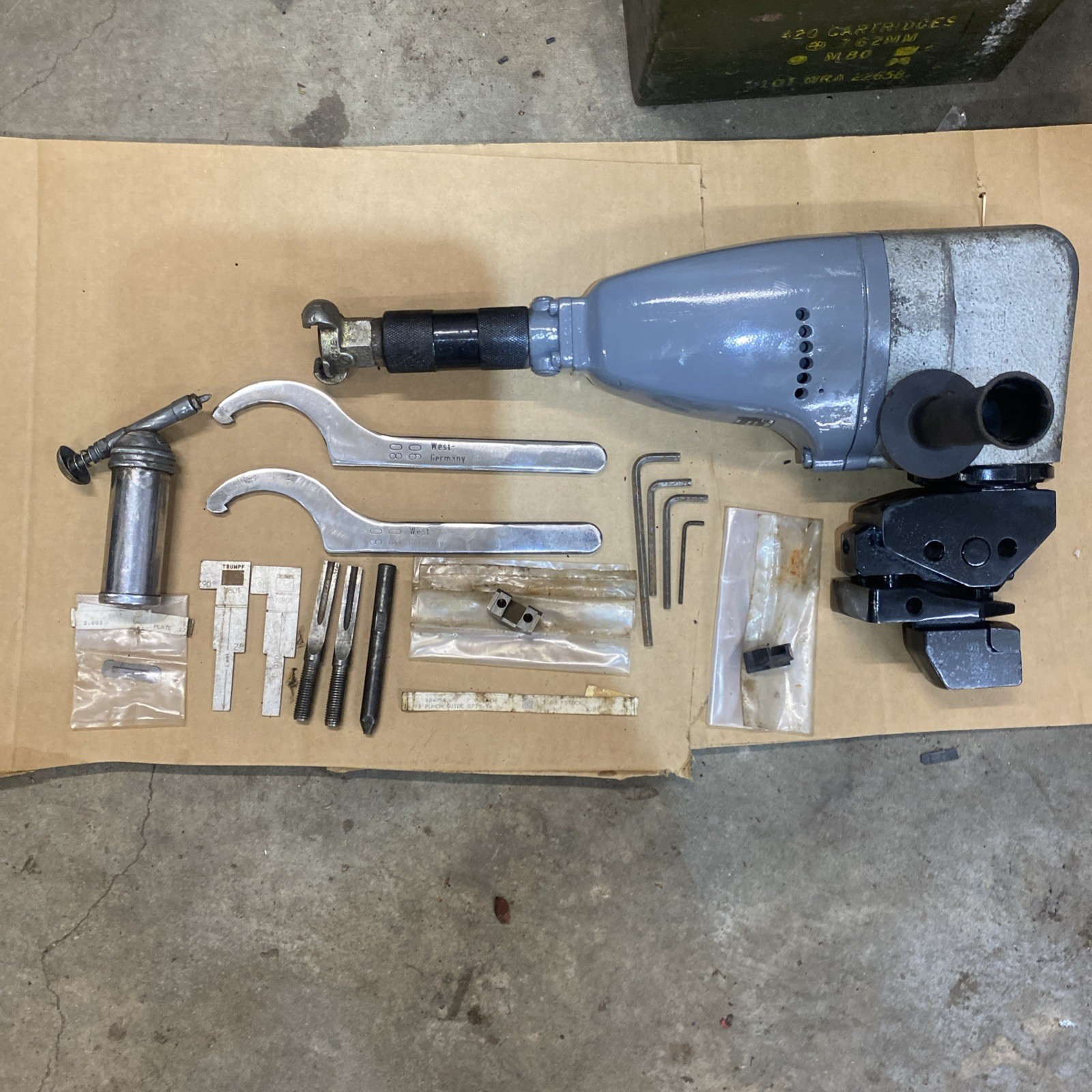 Trumpf THNP 800 Hand Held Pneumatic Air Nibbler Made In Swit