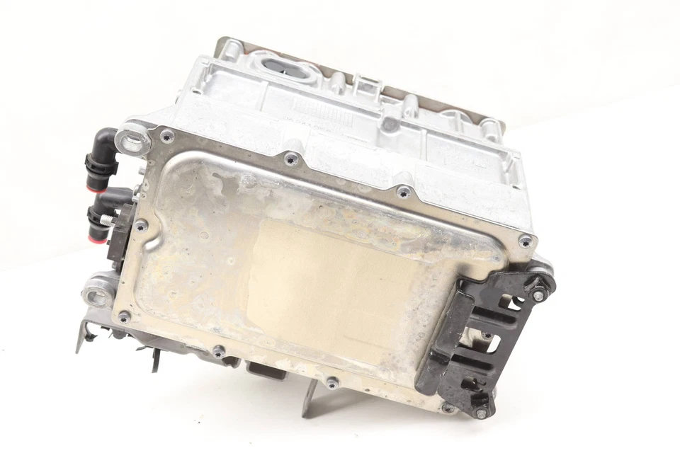 2017-2018 AUDI A3 SPORTBACK E-TRON 1.4L - Hybrid Battery Control Module - Image 4 of 4