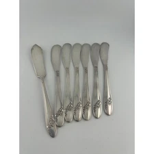 Set of 7 Vintage Oneida Community Tudor Plate Silver Plated Butter Knives Floral