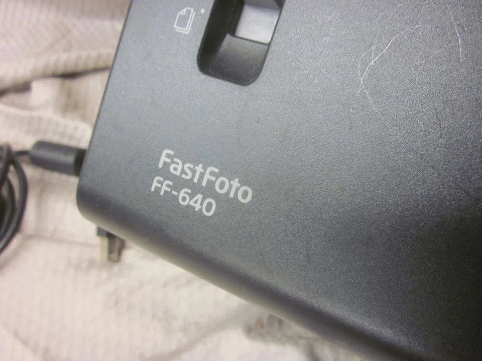 Epson FastFoto FF-640 High-Speed Photo Scanner - Works Great - Image 4 of 4