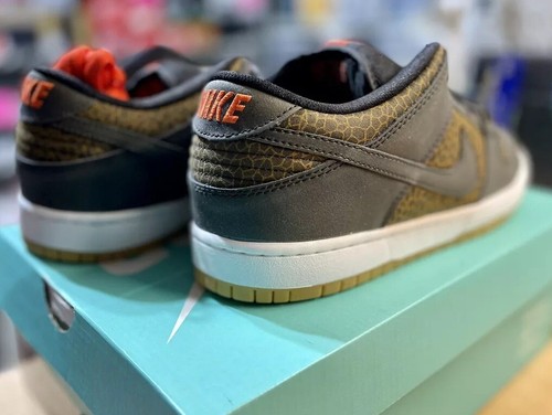 Air Jordan 1 Low Barcelona Print DC6991-400 | SneakerNews.com