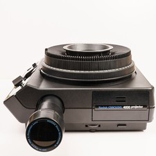 Kodak Carousel 4200 Slide Projector w/ Original Leather Case FULL CLA 